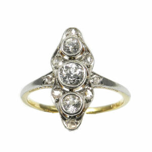 Art Deco 0.45 ct Diamant Ring in Schiffchenform, um 1930