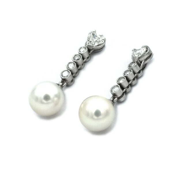 Ohrringe Perle Diamant Herz Akoya Zuchtperle Weissgold Klassisch Vintage kaufen Stephanie Bohm Echtschmuck