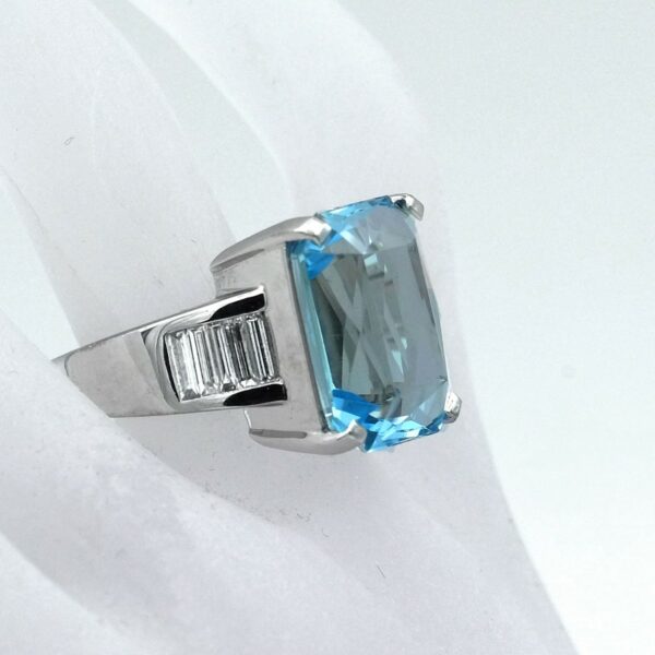 Aquamarin Diamant Ring Baguette Weissgold 18K kaufen Stephanie Bohm Feiner Schmuck