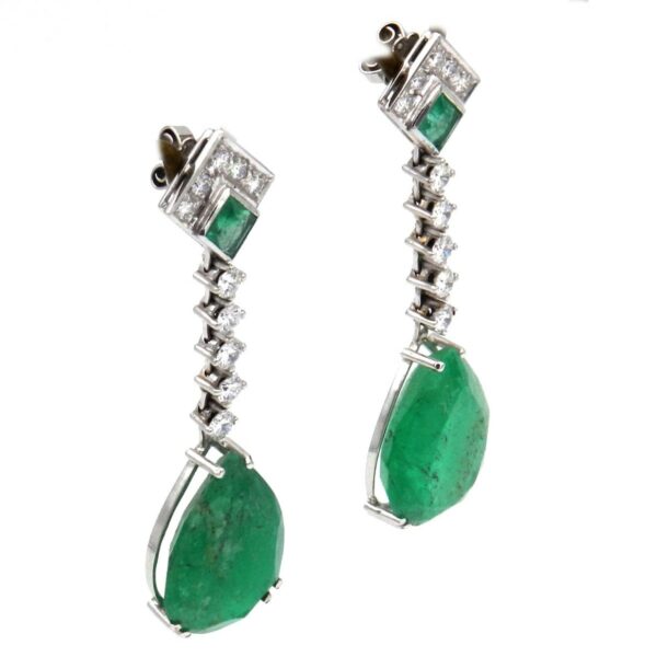 Smaragd Diamant Ohrringe lang Ohrhaenger Smaragdtropfen Brillanten Abendschmuck Weissgold Luxusschmuck kaufen Stephanie Bohm