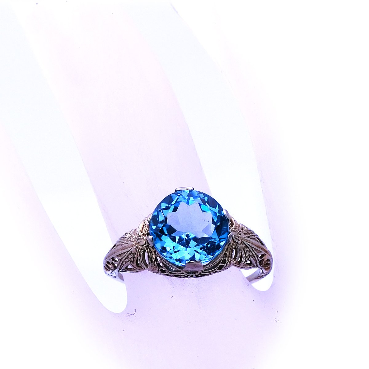 Art Deco Ring Platin blauer Zirkon kaufen Stephanie Bohm Antikschmuck